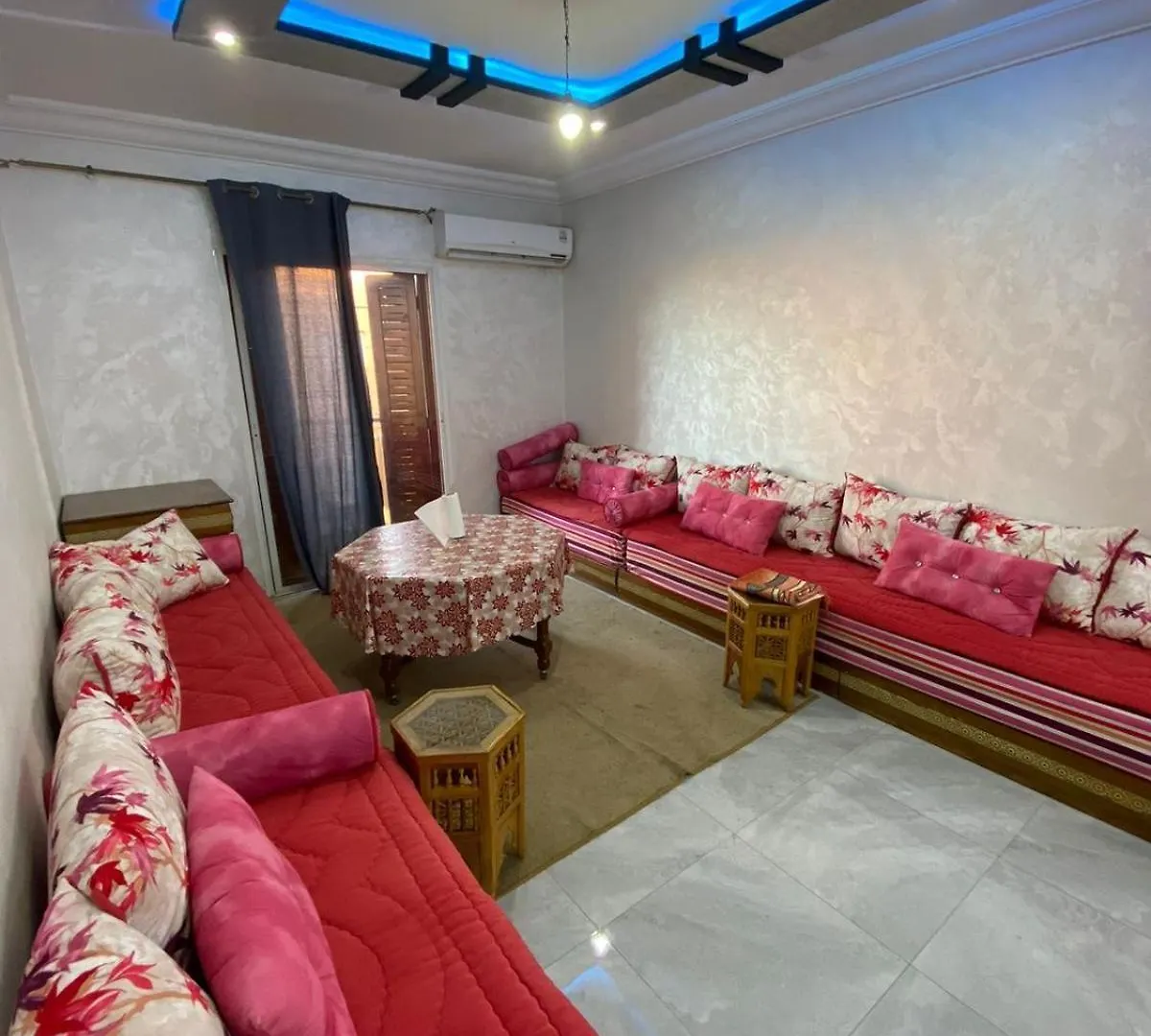 Family Apartment Steps Away From Everything Marrakesh