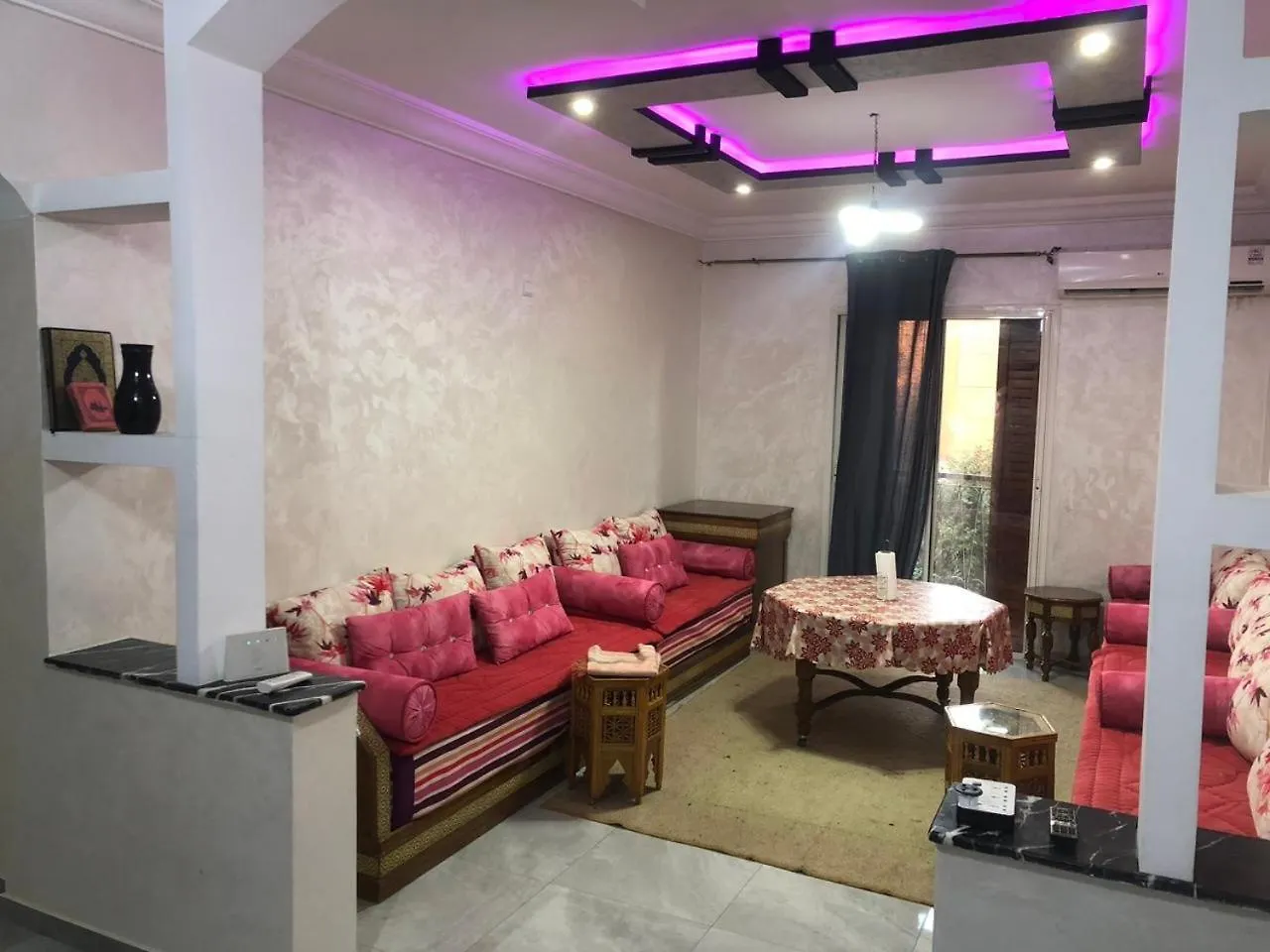 Family Apartment Steps Away From Everything Marrakesh 0*,