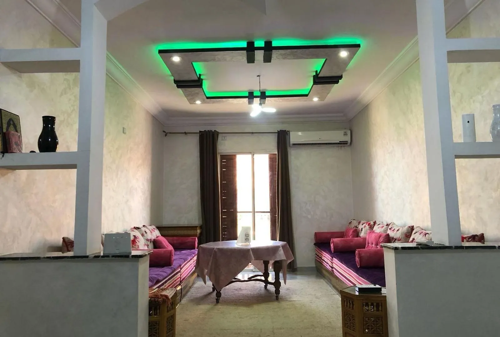 Family Apartment Steps Away From Everything Marrakesh